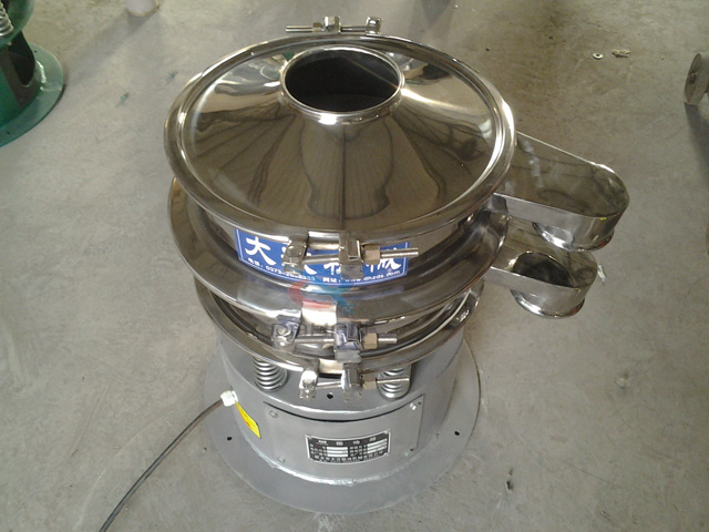不銹鋼振動篩分機(jī)